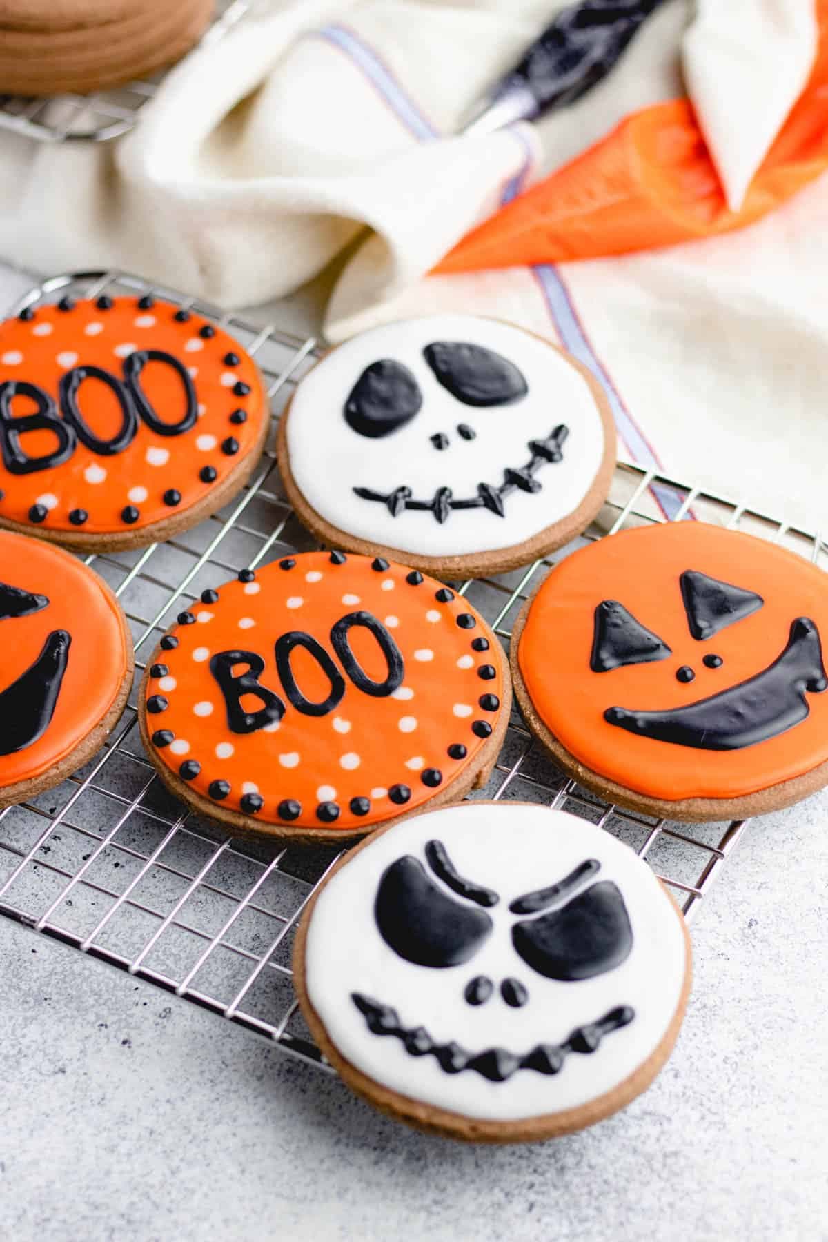 Decorated Halloween sugar cookies